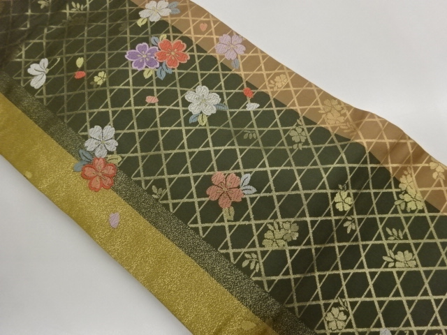 JAPANESE KIMONO / STRIPED / LATTICE-PATTERNED / SCATTERED CHERRY BLOSS